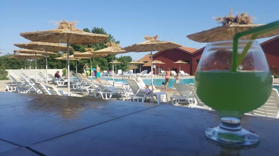 Guest Rooms Wild Duck Ezerets Εξωτερικό φωτογραφία